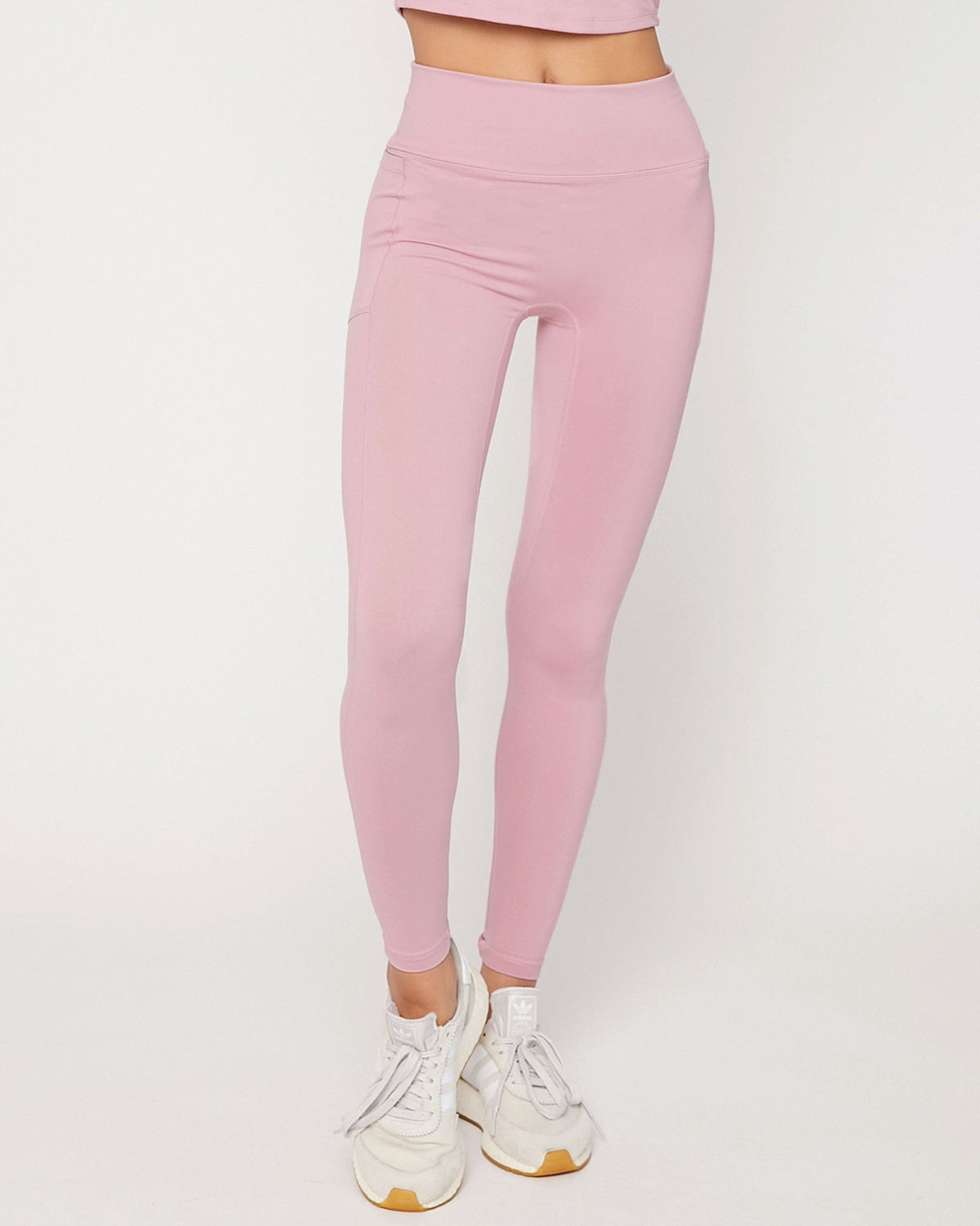 High-waisted legging with side pocket, 26 inch inseam